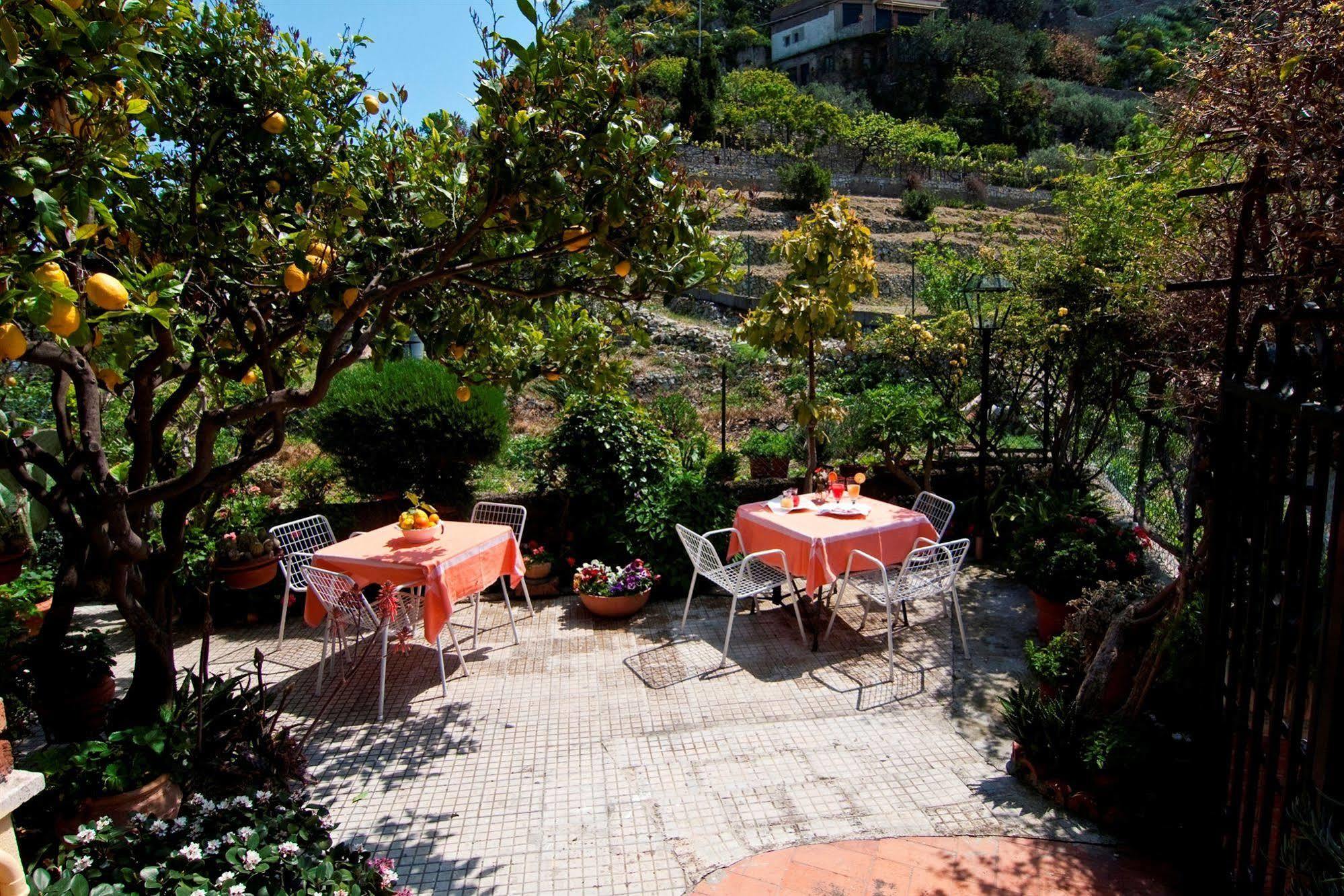 Bed and breakfast U Palmentu Taormina